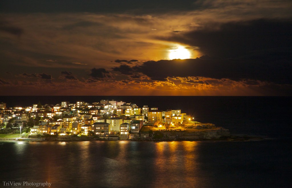 Moon-Rise-Bondi